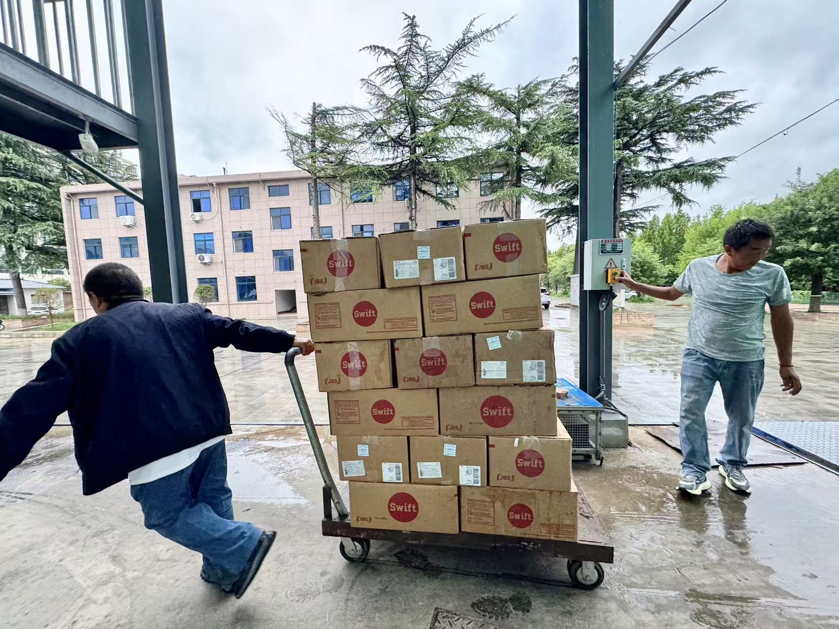 Food handling on site